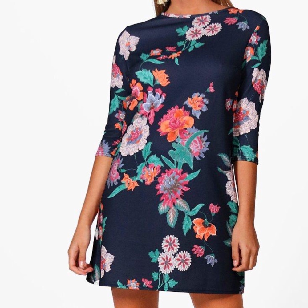âĄď¸đşđ¸đNavy floral 3/4 sleeve shift dress